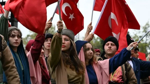 KARADA, HAVADA, DENİZDE.. ANTALYA’DA 19 MAYIS COŞKUSU
