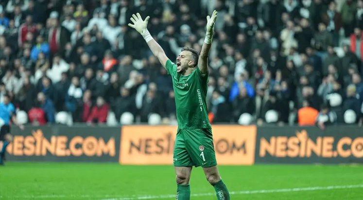ANTALYASPOR’DA ALEX GELDİ HELTON KALIYOR