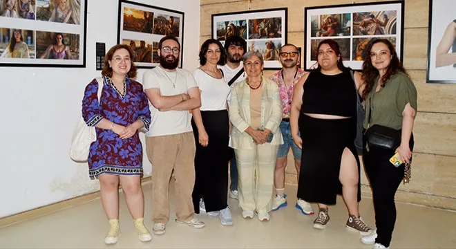 ÖĞRENCİLERİN MEZUNİYET SERGİSİ