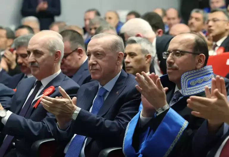 ERDOĞAN.. ‘MİLLETİN CEBİNDEN ÖZEL UÇAKLA ROMA TURU YAPTIRILAMAZ’