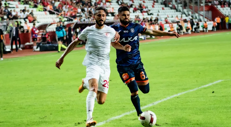 ANTALYASPOR SAGİV JEHEZKEL’E ‘TAKIMA GERİ DÖN’ ÇAĞRISI MI YAPTI?