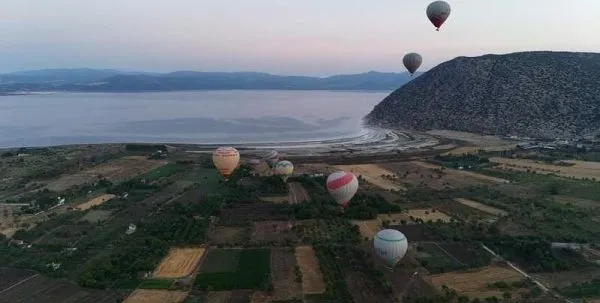 GÜZELLİĞİ GÖKYÜZÜNDEN İZLEDİLER.. SALDA