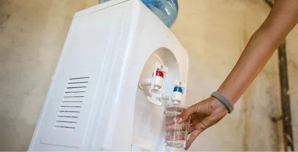 VİRÜS YUVASI.. TEMİZLENMEYEN SU SEBİLLERİNDE HASTALIK RİSKİ VAR