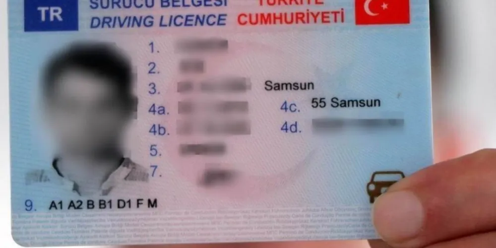 EHLİYETTE YENİ DÖNEM.. YAŞ SINIRINI GEÇENLER ARAÇ KULLANAMAYACAK