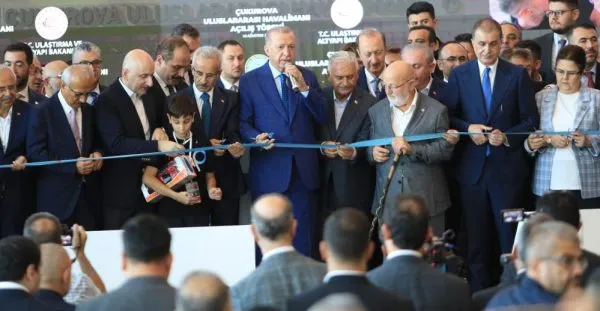 ‘CHP’DE BORÇ ÖDEMEYE VE HİZMETE PARA YOK, KEYİF ÇATMAYA SINIR YOK’