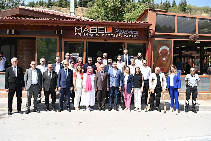 Mamak Belediye Yönetimi Kahvaltıda Bir Araya Geldi