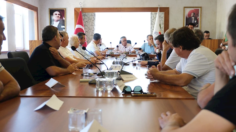 Başkan Topaloğlu muhtarlarla bir araya geldi