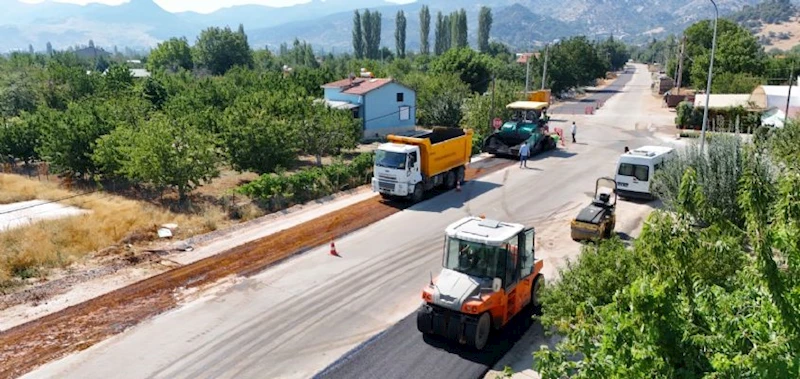 ÇAKIRKÖY YOLUNDA ASFALT ÇALIŞMALARI BAŞLADI