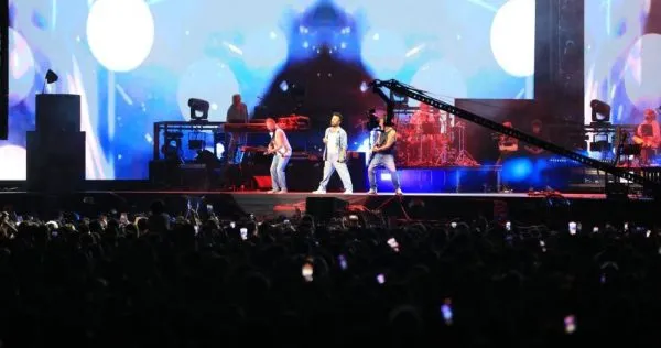 TARKAN VE CEZA ANTALYALI HAYRANLARIYLA BULUŞTU