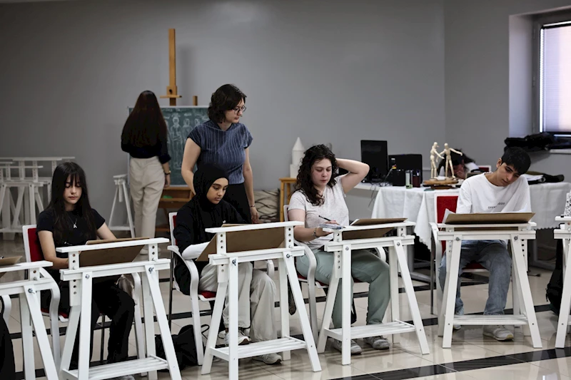 Öğrencisi Olduğu Kuruma Öğretmen Olarak Geri Döndü