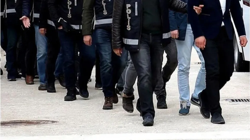 ANTALYA’DA EŞ ZAMANLI OPERASYONDA 121 KİŞİ YAKALANDI