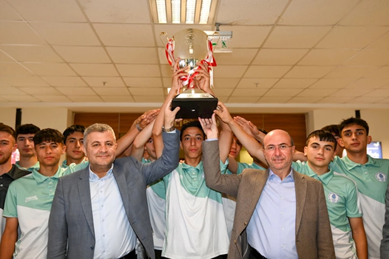 TÜRKİYE FUTBOL FEDERASYONU AÇIKLADI; TÜRKİYE’NİN EN BÜYÜĞÜ SELÇUKLU BELEDİYESPOR OLDU