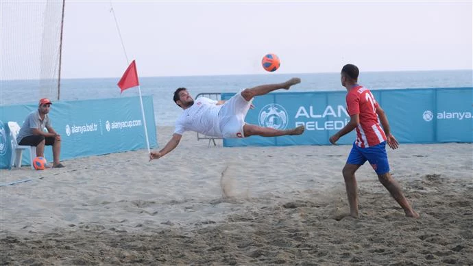 KUMDA FUTBOL HEYECANI BAŞLADI