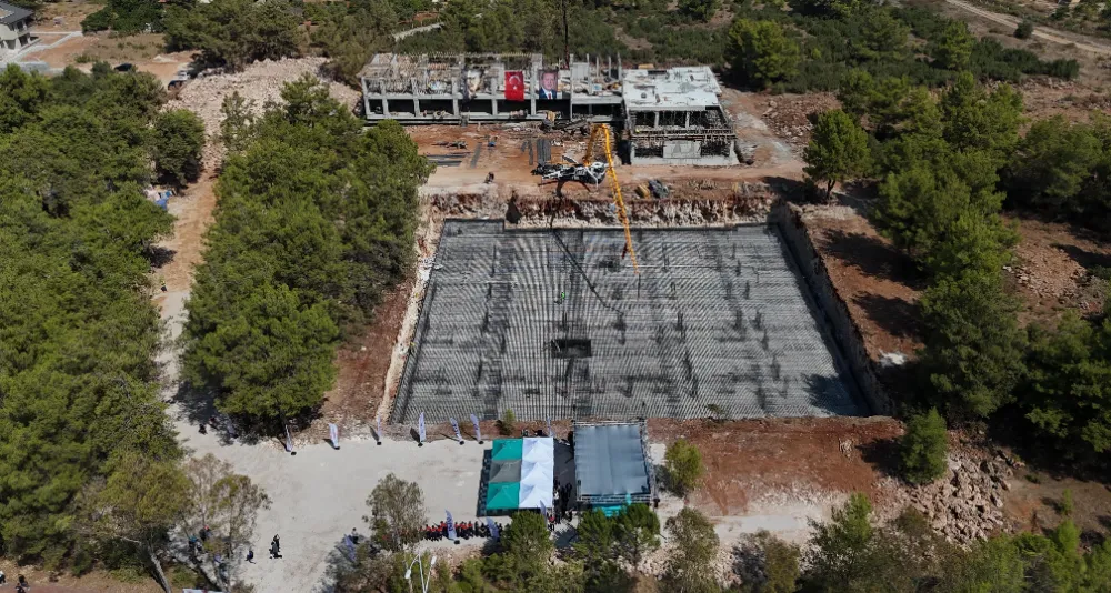 YÖNETİM MERKEZİ YAPILIYOR.. ANTALYA’DA AFETLERE KARŞI TAM TEŞEKKÜLLÜ HAZIRLIK