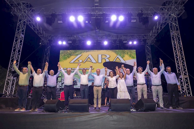 Başkan Seçer, ‘1. Aydıncık Yaza Veda Festivali’ne Katıldı