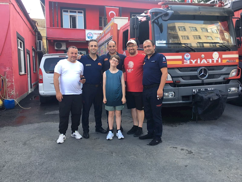 İTFAİYEDEN MURAT İÇİN ÖZEL TATBİKAT