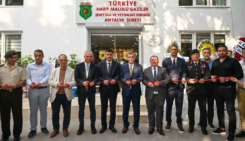 ANTALYA’DA ŞEHİTLERE SAYGI GAZİLERE  HİZMET