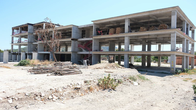 Denizcilik fakültesi ve yurt binasında çalışmalar sürüyor