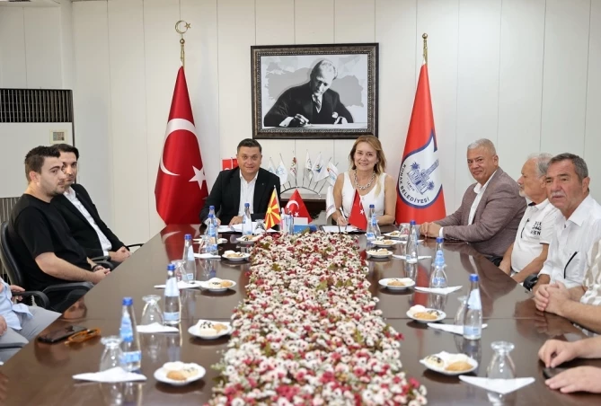 Konak ve Gradsko Arasında ‘Kardeş Şehir’ İmzaları Atıldı