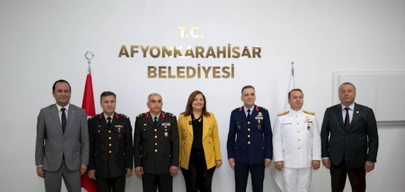 İL PROTOKOLÜ VE KOMUTANLARDAN BAŞKANIMIZA ZİYARET