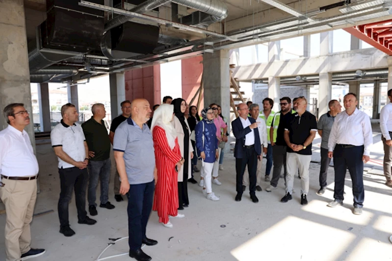 BAŞKAN PEKYATIRMACI SELÇUKLU’NUN YATIRIM VE HİZMETLERİNİ MECLİS ÜYELERİ İLE BİRLİKTE İNCELEDİ