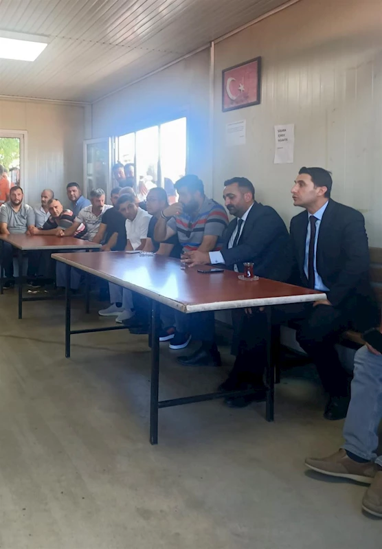 ETİMESGUT BELEDİYESİ TEMİZLİK İŞLERİ MÜDÜRLÜĞÜ ÇALIŞMALARINA ARA VERMEDEN DEVAM EDİYOR
