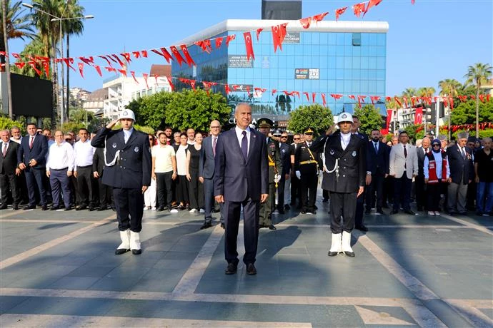 30 AĞUSTOS ZAFER BAYRAMI TÖRENLE KUTLANDI