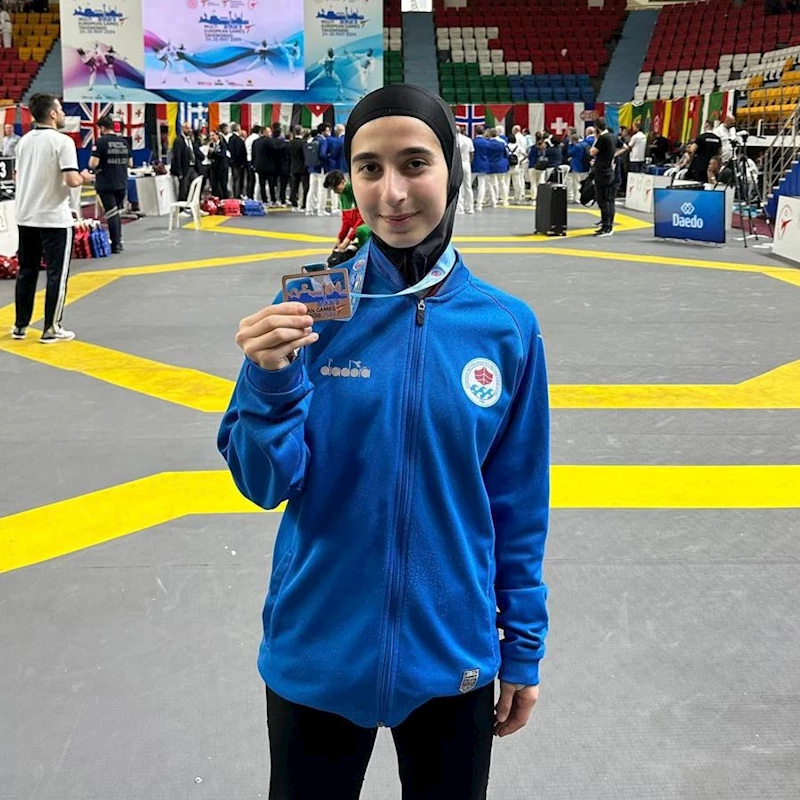 BÜYÜKŞEHİR TEKVANDOCULARI AVRUPA’DA ZİRVEYE GÖZ DİKTİ