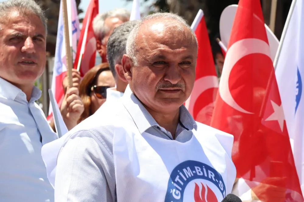 EĞİTİM BİR SEN’DEN 12 EYLÜL DARBESİ HAKKINDA AÇIKLAMA