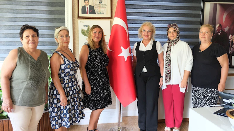 CHP Kadın Kolları’ndan Başkan Vekili Özdemir’e ziyaret