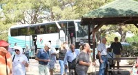 Kepez’in huzurevi sakinleri Sarısu’da piknik yaptı