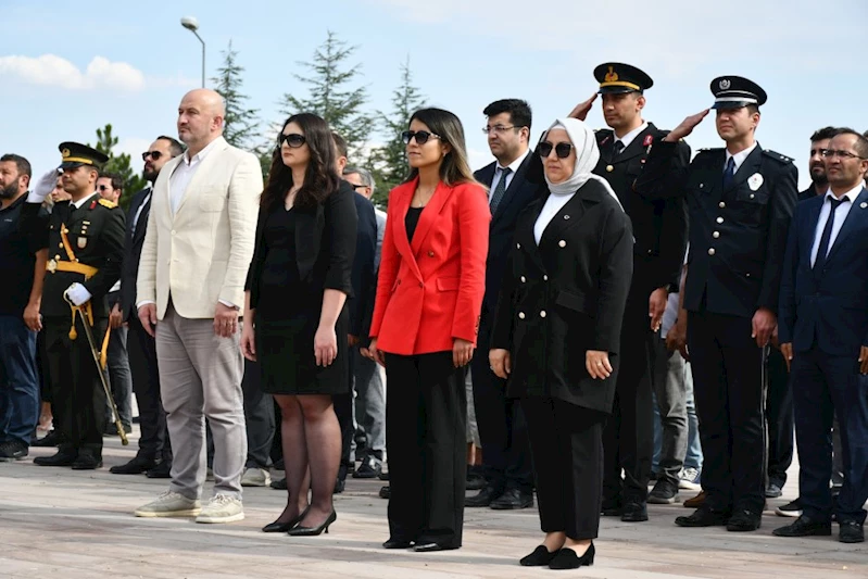 Giresunlular Şehitliği Çelenk Sunma Töreni