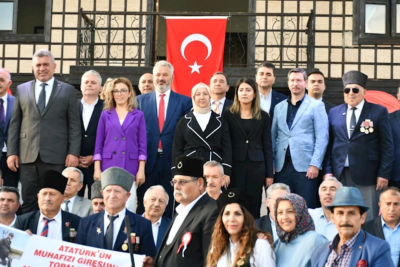 Giresunlular Şehitliği Anma Programı Düzenlendi