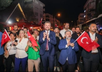 Büyük Zafer’in 102. yılında Buca’da görkemli kutlama