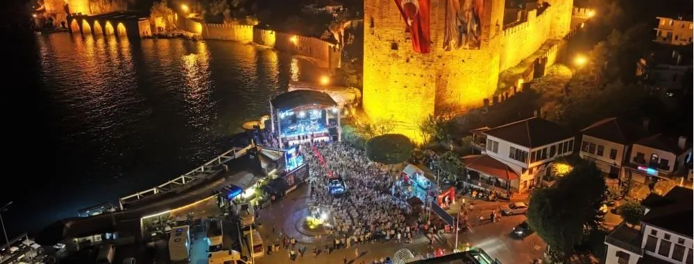 ALANYA ULUSLARARASI CAZ FESTİVALİ KONSERLERLE SONA ERDİ
