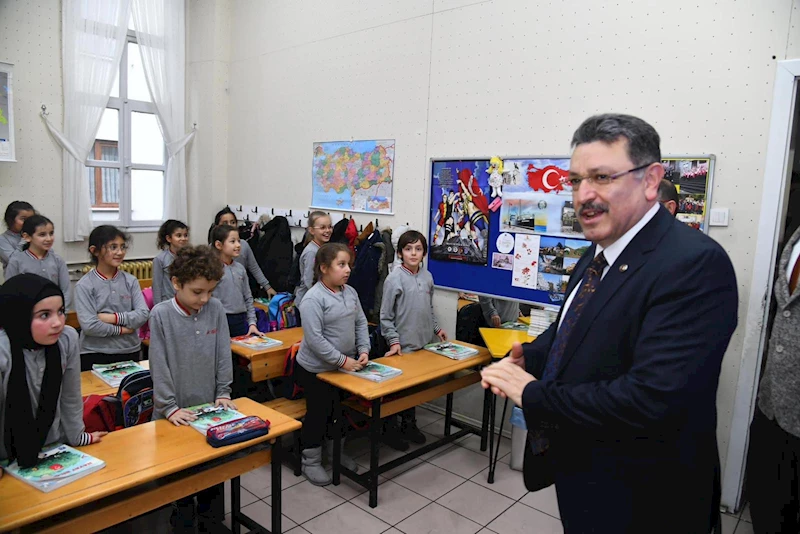 BAŞKAN GENÇ’TEN YENİ EĞİTİM ÖĞRETİM YILI MESAJI