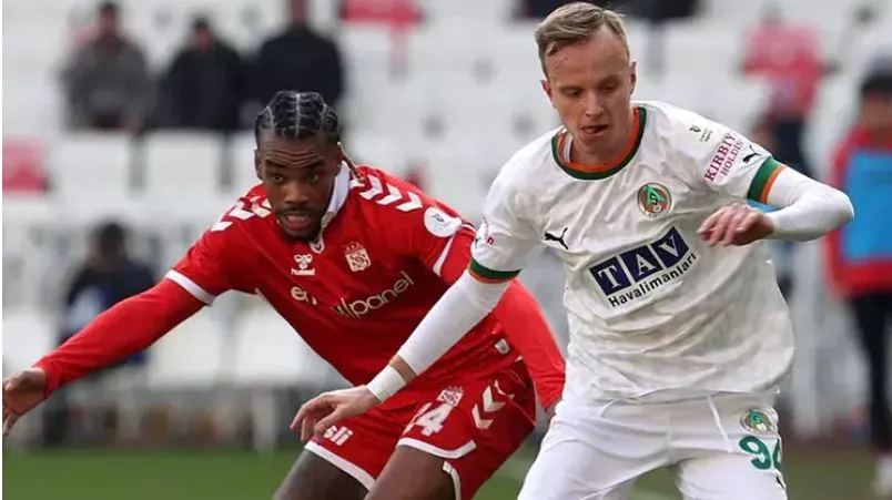 ALANYASPOR SİVAS’TAN PUANLA DÖNÜYOR: 1-1