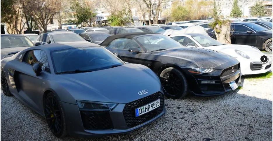 MİLLİ SERVET OTOPARKLARDA ÇÜRÜYOR.. ARALARINDA 21 YILDIR BEKLEYEN VAR