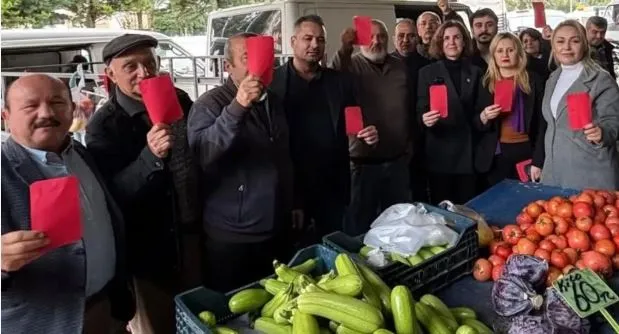ANTALYA’DA CHP’DEN PAZARLARDA İKTİDARA ‘KIRMIZI KART’