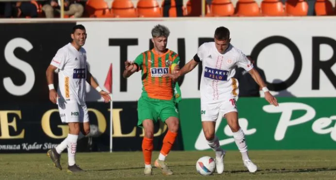 FUTBOL FEDERASYONU KULÜPLERİN HARCAMA LİMİTLERİNİ AÇIKLADI