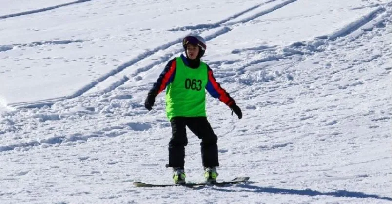ANTALYA SAKLIKENT’TE KAYAK VE SNOWBOARD İL SEÇMELERİ YAPILDI