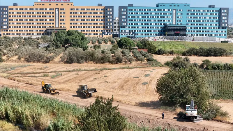 BAŞKAN ÇERÇİOĞLU’NDAN İNCİRLİOVA İLE EFELER’İ BİRBİRİNE BAĞLAYACAK DEV YATIRIM