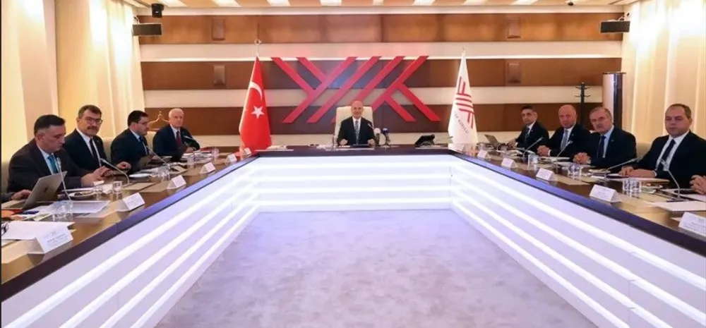 BAŞARILI ÖĞRENCİLERE ÜNİVERSİTEDEN 3 YILDA MEZUN OLMA HAKKI GELİYOR