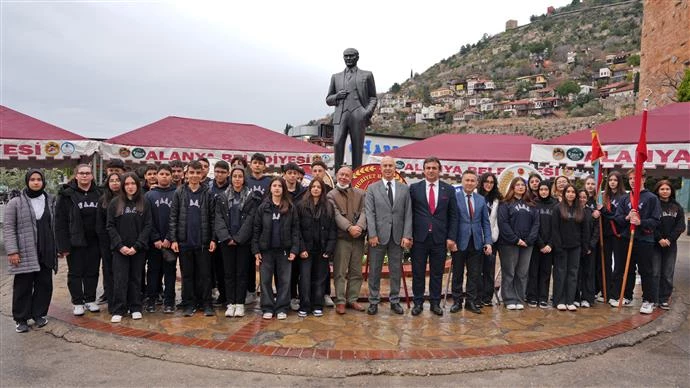 ATATÜRK’ÜN ALANYA’YA GELİŞİNİN 90. YILI KUTLANDI