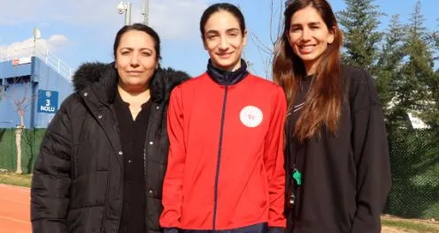 ATLETİZMDE TÜRKİYE ŞAMPİYONU ANTALYA