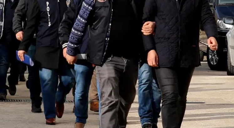 ANTALYA MERKEZLİ 31 İLDE FETÖ OPERASYONU.. 353 ŞÜPHELİ YAKALANDI