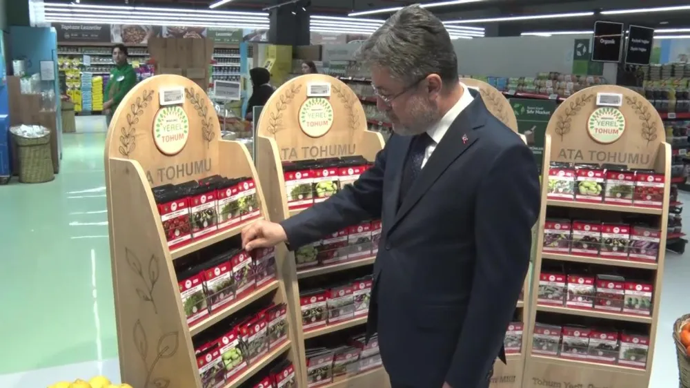TESCİLLENEN ATA TOHUMLARI TARIM KREDİ MARKETLERİNDE SATIŞA SUNULDU