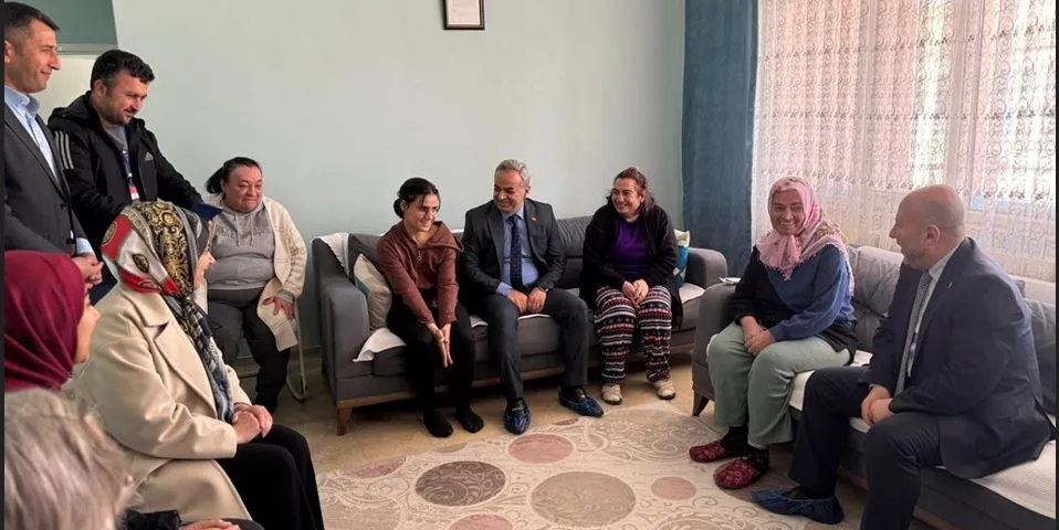 AİLE BAKANLIĞI ‘AİLE YILI’NDA 81 İLDEKİ AİLELERLE İFTARDA BULUŞTU