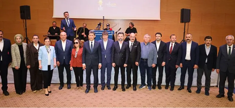 ÇAVUŞOĞLU İFTARDA KONUŞTU.. ‘ANTALYA’MIZA HİZMET ETMEK GÖREVİMİZ’