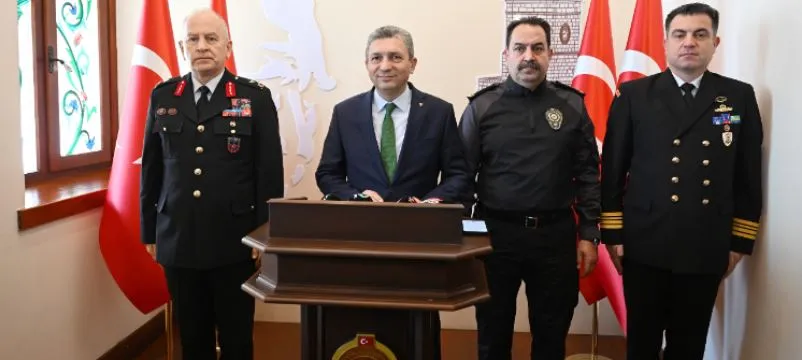 VALİ ŞAHİN DUYURDU.. ANTALYA’DA SOKAK ARALARINDA DÜĞÜN YAPMAK YASAKLANDI